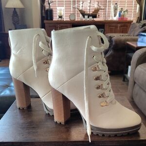 Elegant Cream Lace-Up Ankle Boots